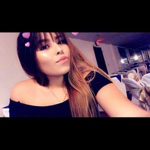 Meet your Posher, Cassandra